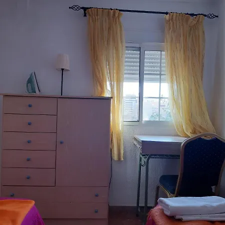 Soleado Piso En Apartamento